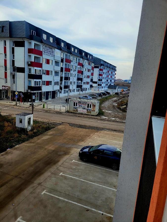 Garsoniera Residence Militari Chiajna Eksteriør billede